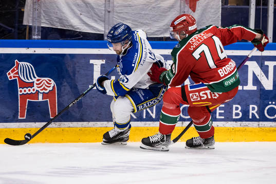 Leksands Oskar Lang och Frölundas Andreas Borgman