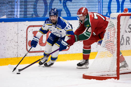 Leksands Oskar Lang och Frölundas Andreas Borgman