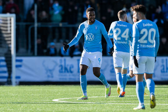Malmö FFs Isaac Kiese Thelin jublar