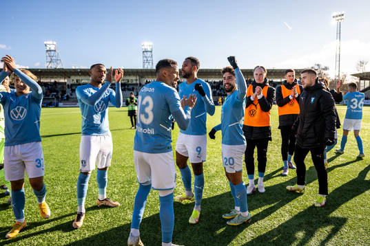Malmö FFs spelare jublar