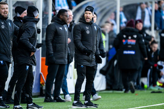 Malmö FFs tränare Henrik Rydström jublar