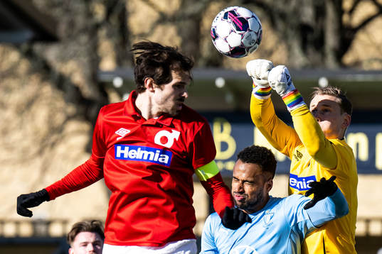 Degerfors målvakt Sondre Lovseth Rossbach