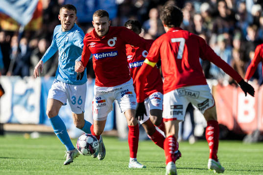 Degerfors Christos Gravius och Malmö FFs Patriot Sejdiu