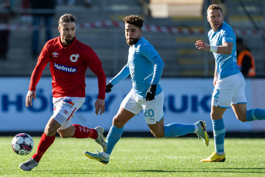 Degerfors Dijan Vukojevic och Malmö FFs Moustafa Zeidan