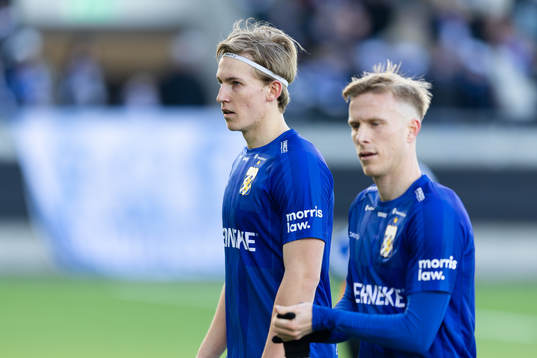 IFK Göteborgs Johan Bångsbo och Oscar Wendt deppar i