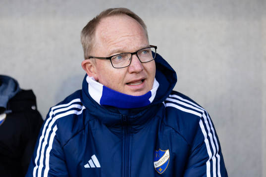 IFK Norrköpings tränare Glen Riddersholm innan
