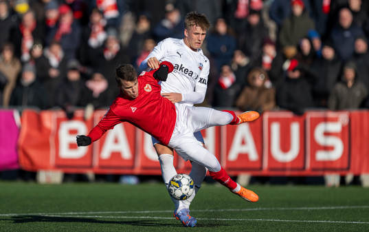 Kalmars Simon Skrabb och Helsingborgs Casper Widell