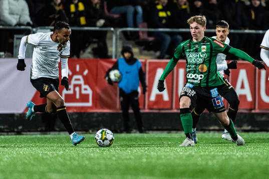 AIKs Rui Modesto och Varbergs Diego Alfonsi