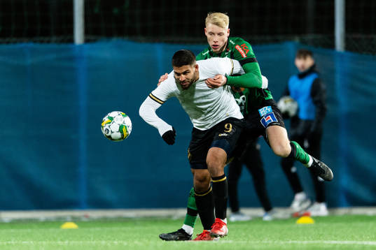 AIKs Omar Faraj och Varbergs Vilmer Rönnberg