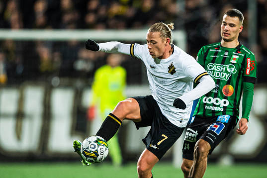 AIKs Viktor Fischer och Varbergs Assad Al Hamlawi
