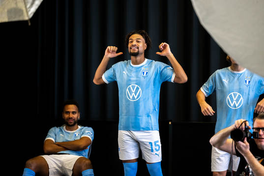 Malmö FFs Isaac Kiese Thelin och Joseph Ceesay