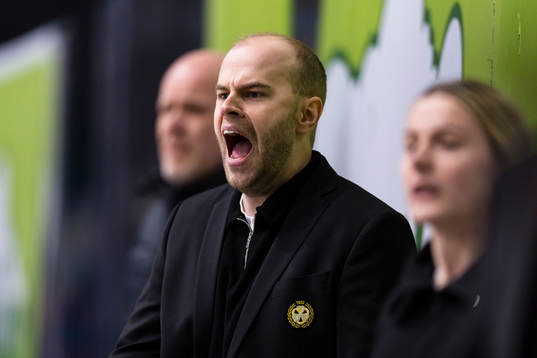Brynäs tränare Filip Eriksson