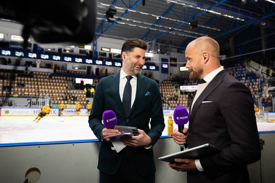 CMores Björn Oldeen och Sanny Lindström