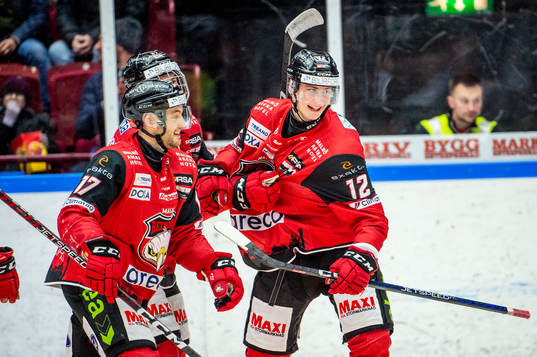 Malmö Redhawks Freddie Larsson jublar