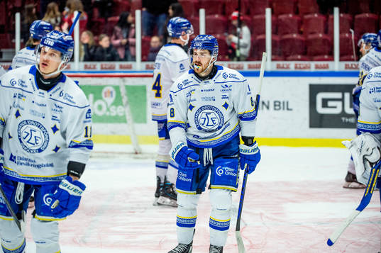 Leksands Matt Caito deppar med lagkamraterna
