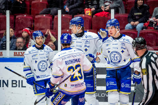 Leksands Carter Ashton jublar