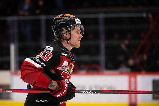 Örebros Christopher Mastomäki jublar