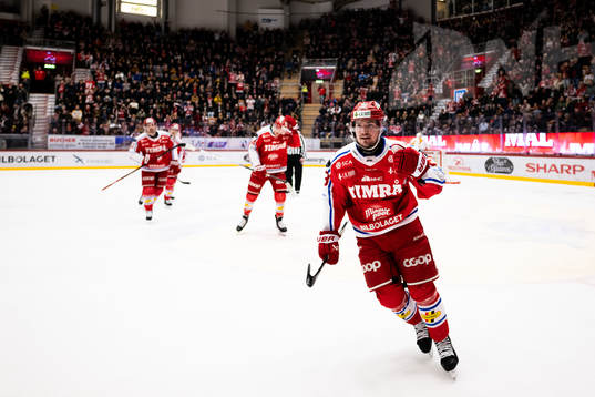 Timrås Elmeri Eronen jublar