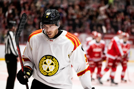 Brynäs Oscar Eklind deppar