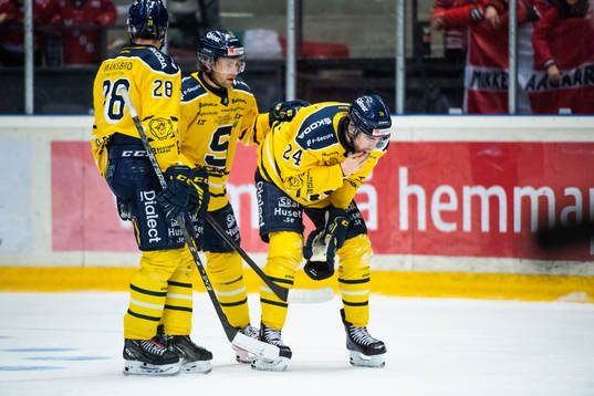 Södertäljes Jacob Dahlström har ont