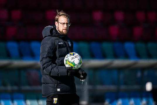 Tillfälliga huvudtränaren William Lundin