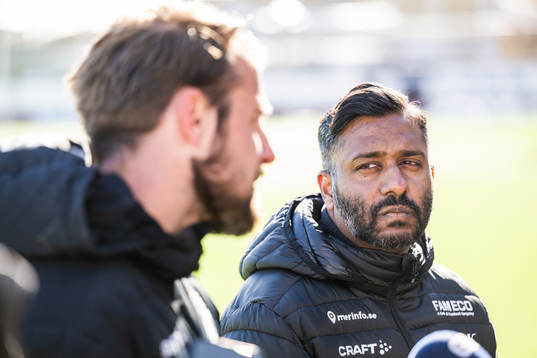 Tillfälliga huvudtränarna William Lundin och Alexander