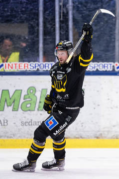 Västerås Marcus Bergman jublar