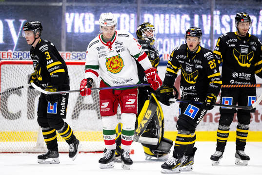 Moras Axel Sundberg deppar