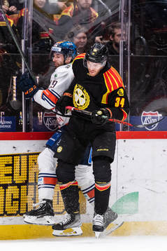 Växjös Amil Krupic och Brynäs Oscar Eklind