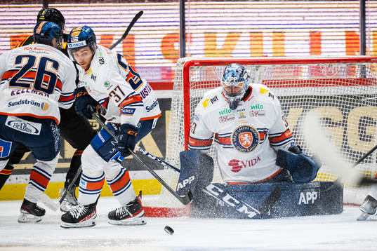 Växjös målvakt Emil Larmi