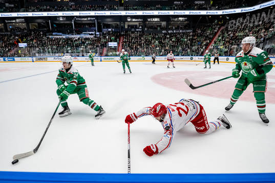 Rögles Marco Kasper  och Timrås Jeremy Boyce-Rotevall