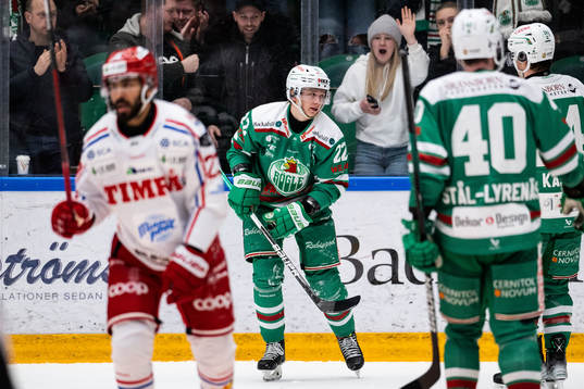 Rögles Samuel Jonsson jublar
