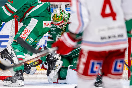 Rögles målvakt Christoffer Rifalk släpper in 0-2