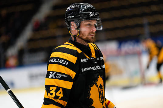 Skellefteås Tom Kühnhackl