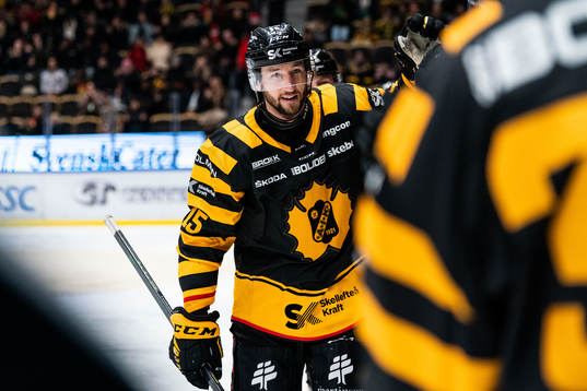 Skellefteås Melker Karlsson jublar