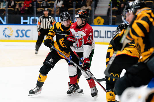 Skellefteås Anton Olsson och Örebros Elias Ekström