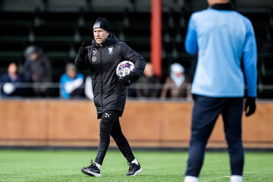 Tränare Henrik Rydström
