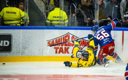 HV71s Herman Hansson och Oskarshamns Robin Norell