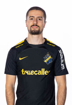 s Zachary Elbouzedi
