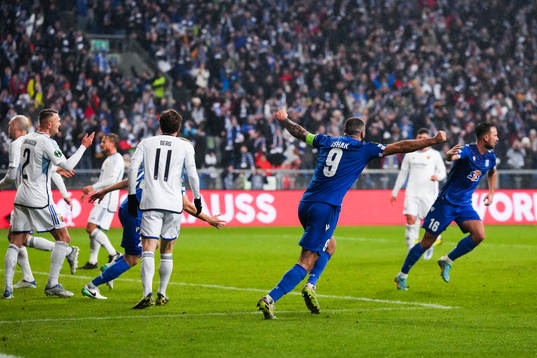 Mikael Ishak of Lech Poznan celebrates