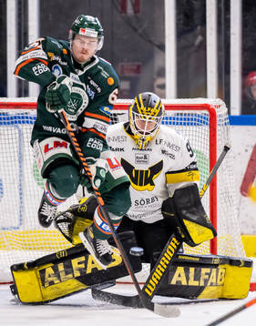 Kristianstads Malte Sjögren oroar framför Västerås