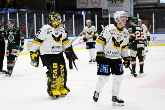 Västerås målvakt Ian Blomquist deppar