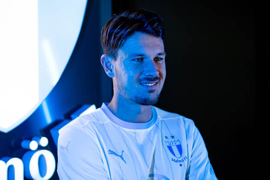 Malmö FF presenterar Stefano Vecchia som ny spelare
