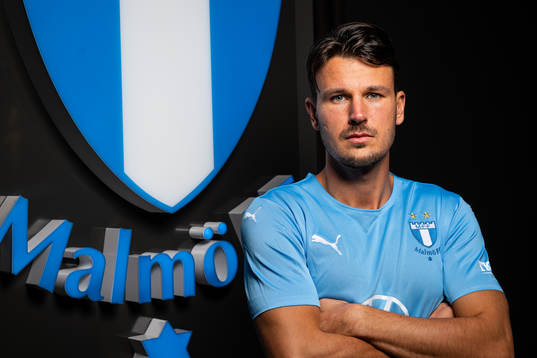 Malmö FF presenterar Stefano Vecchia som ny spelare