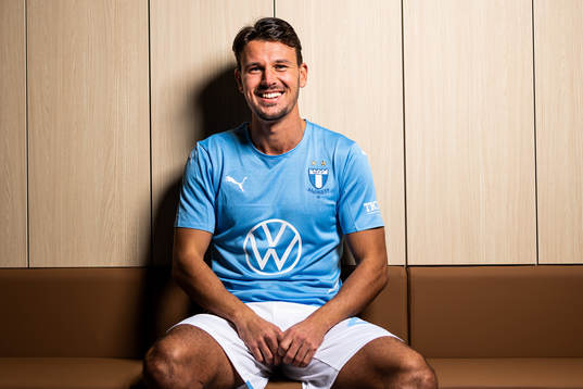 Malmö FF presenterar Stefano Vecchia som ny spelare
