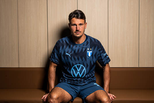 Malmö FF presenterar Stefano Vecchia som ny spelare