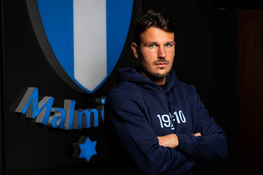 Malmö FF presenterar Stefano Vecchia som ny spelare
