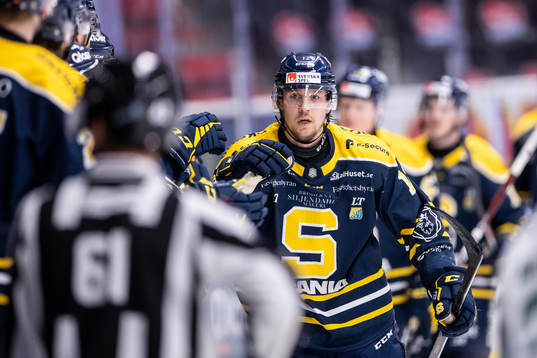 Södertäljes Viktor Liljegren jublar