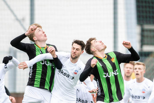 GAIS Filip Beckman , Helsingborgs Oliver Stojanovic Fredin