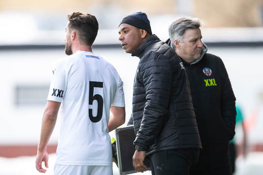 Helsingborgs Frederik Holst och tränare Alvaro Santos